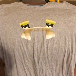 Under armor t shirt 2xl
